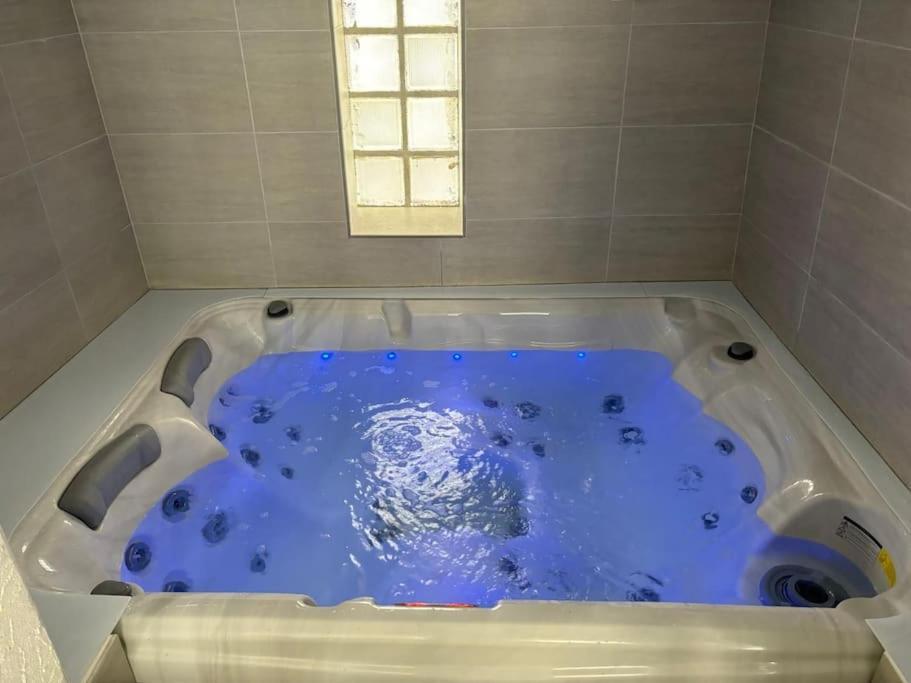 Maison Hyper Centre Jacuzzi Amboise Buitenkant foto